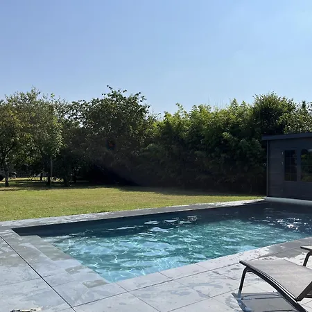 L'oasis Familiale - Piscine - Parking - 10 Pers Domfront-en-Champagne