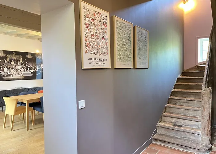 L'oasis Familiale - Piscine - Parking - 10 Pers Domfront-en-Champagne