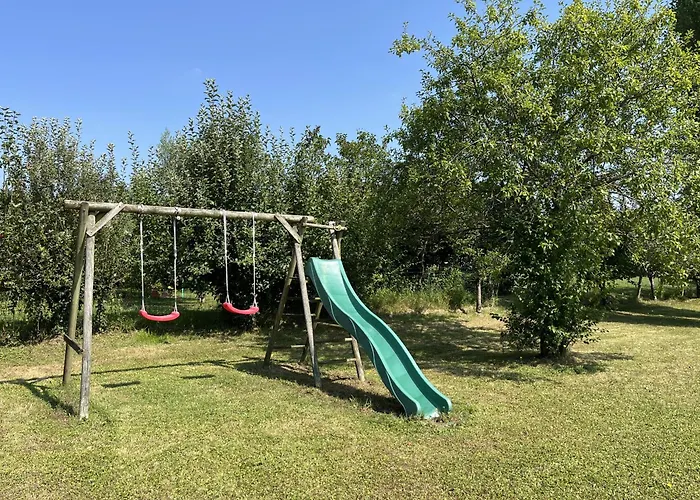 L'oasis Familiale - Piscine - Parking - 10 Pers * Domfront-en-Champagne