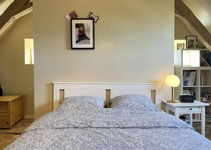 L'oasis Familiale - Piscine - Parking - 10 Pers * Domfront-en-Champagne